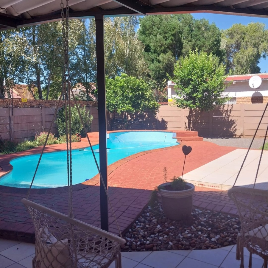 4 Bedroom Property for Sale in El Toro Park Northern Cape
